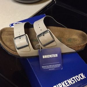 Cute Tan Sandals!!! 👡